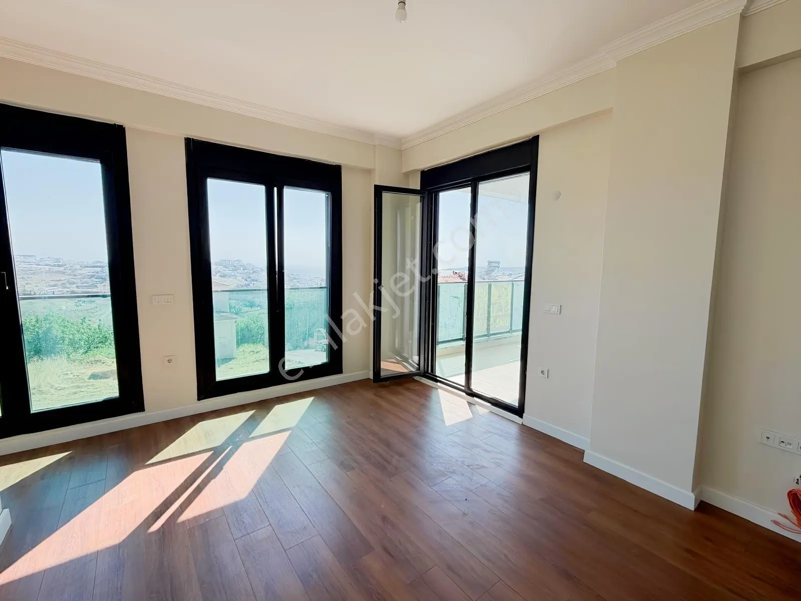 Büyükçekmece Deniz Manzaralı, Otoparklı, Bahçeli Lüks Villa — fotoğraf 18
