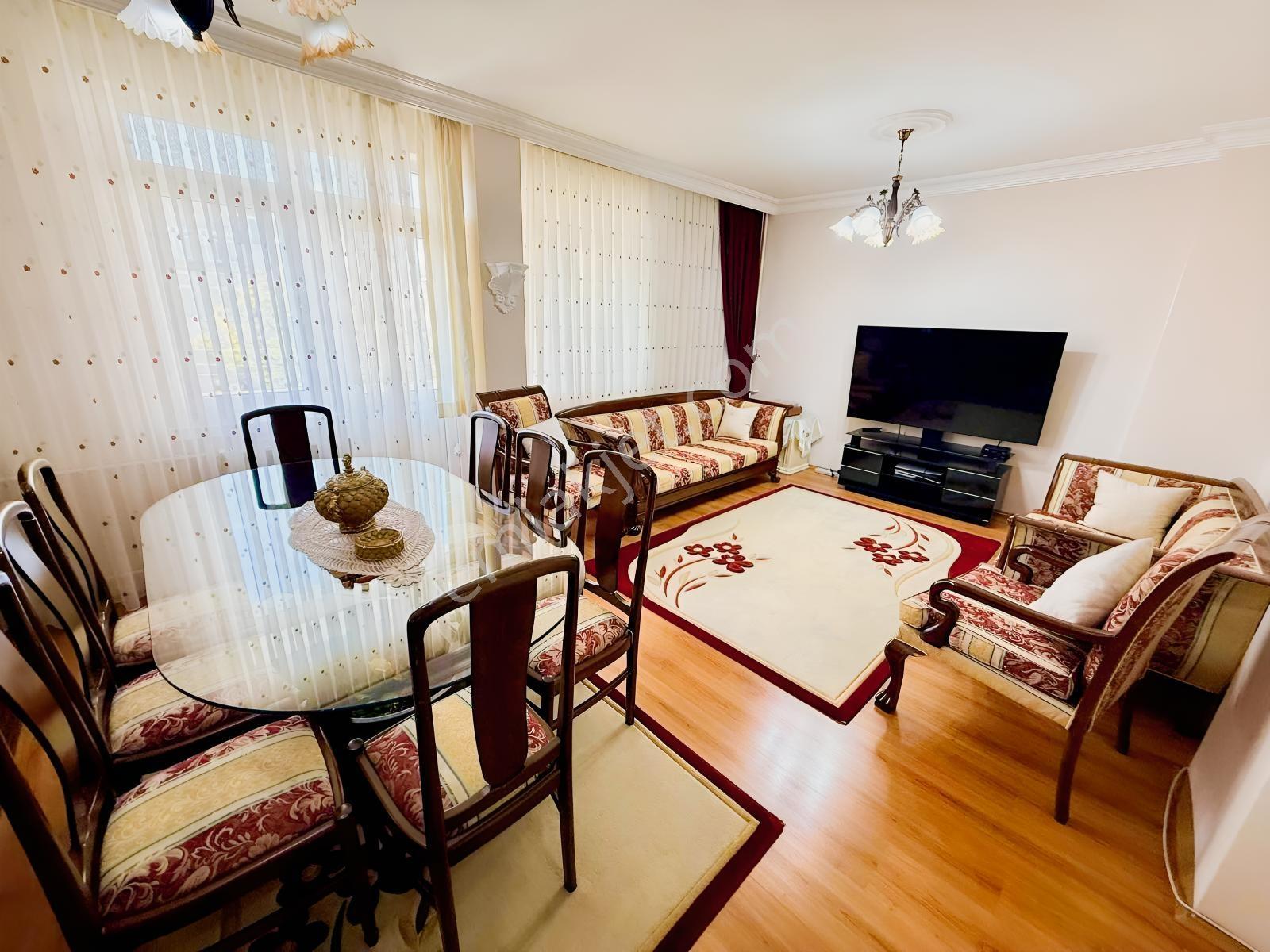 Kentkoop Gama Sitesi Krediye Uygun Metroya Yakın 3+1 Ara Kat — fotoğraf 2