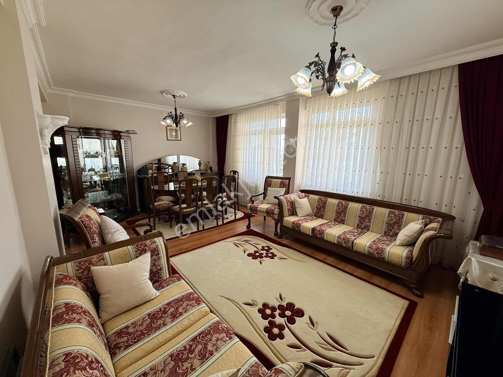 Kentkoop Gama Sitesi Krediye Uygun Metroya Yakın 3+1 Ara Kat — fotoğraf 4
