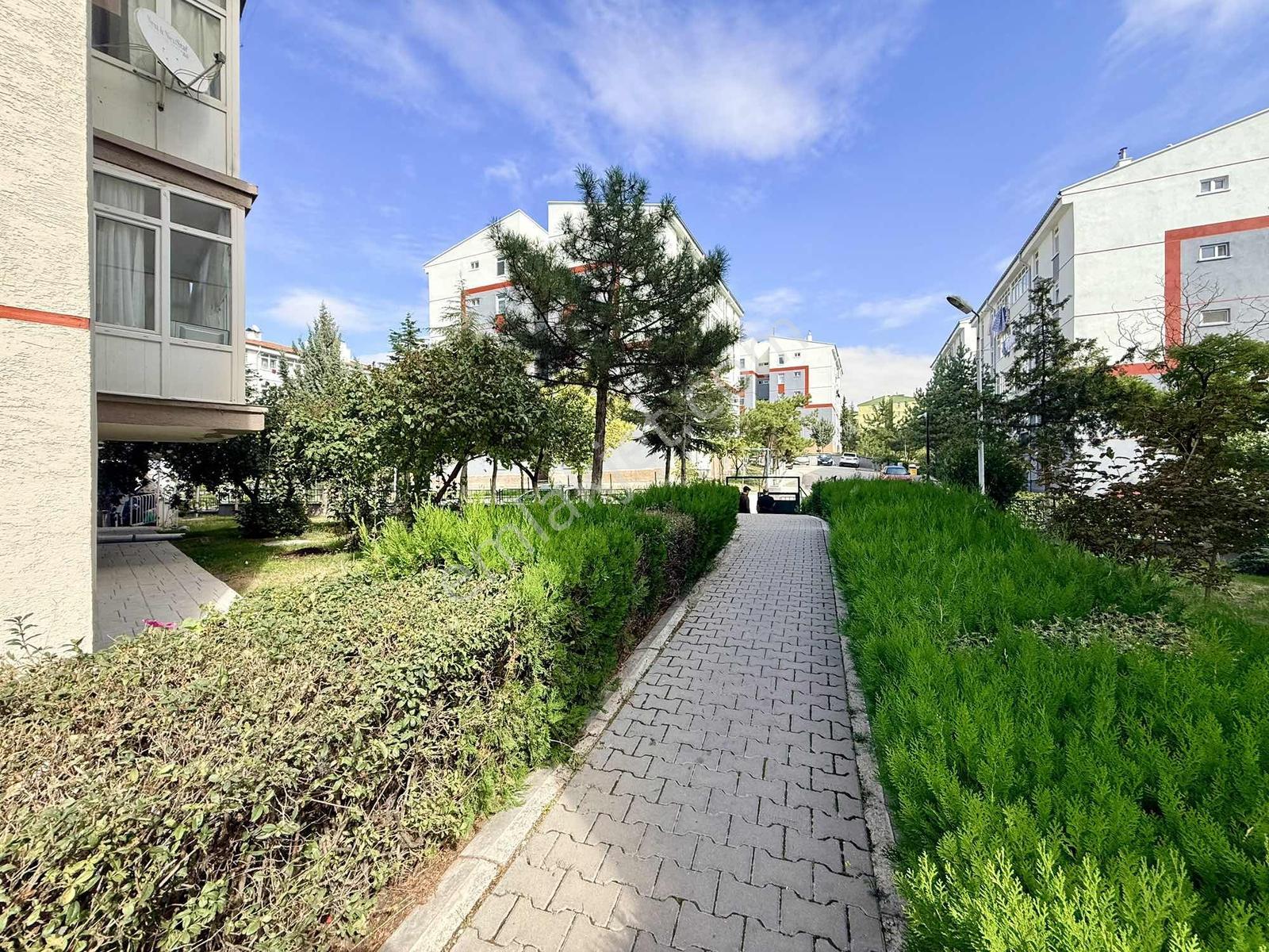 Kentkoop Gama Sitesi Krediye Uygun Metroya Yakın 3+1 Ara Kat — fotoğraf 34