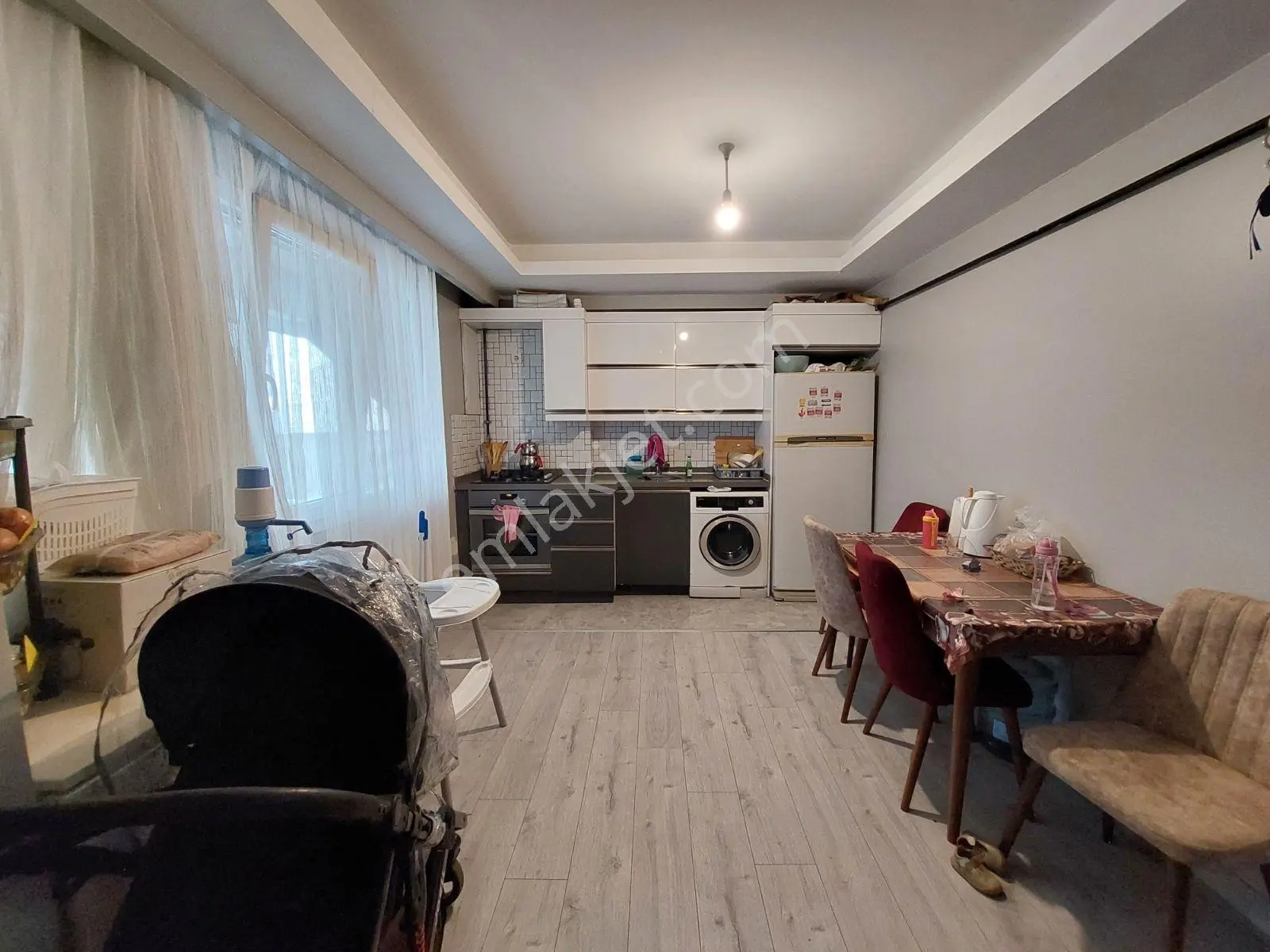 Beylikdüzü Yakuplu 19.sokak Ön Cephe Düz Giriş Satılık 2+1 Daire — fotoğraf 5