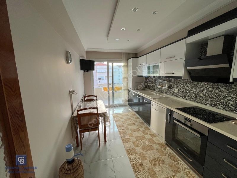Balçova Korutürk'te, Çift Cephe, Bakımlı Geniş 3+1 Daire — fotoğraf 19