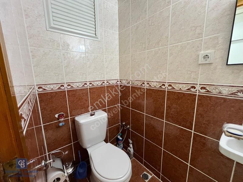 Balçova Korutürk'te, Çift Cephe, Bakımlı Geniş 3+1 Daire — fotoğraf 24