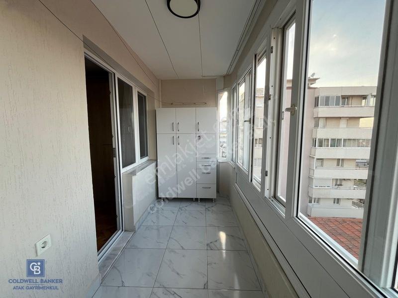 Balçova Korutürk'te, Çift Cephe, Bakımlı Geniş 3+1 Daire — fotoğraf 34