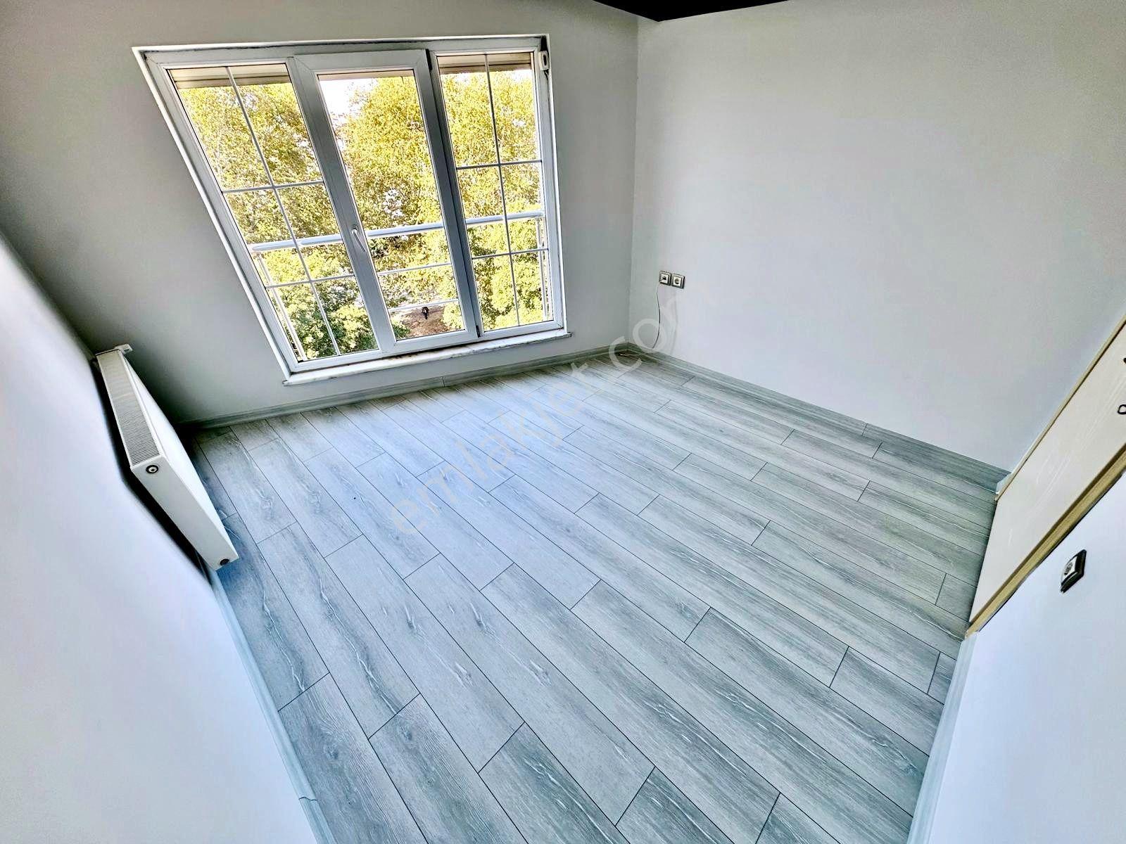 ⫸best Emlaktan⫷akçay'da Ön Cephe Manzaralı Ebeveynli Denize Yakın 3+1 Şık Tasarımlı Dubleks — fotoğraf 6