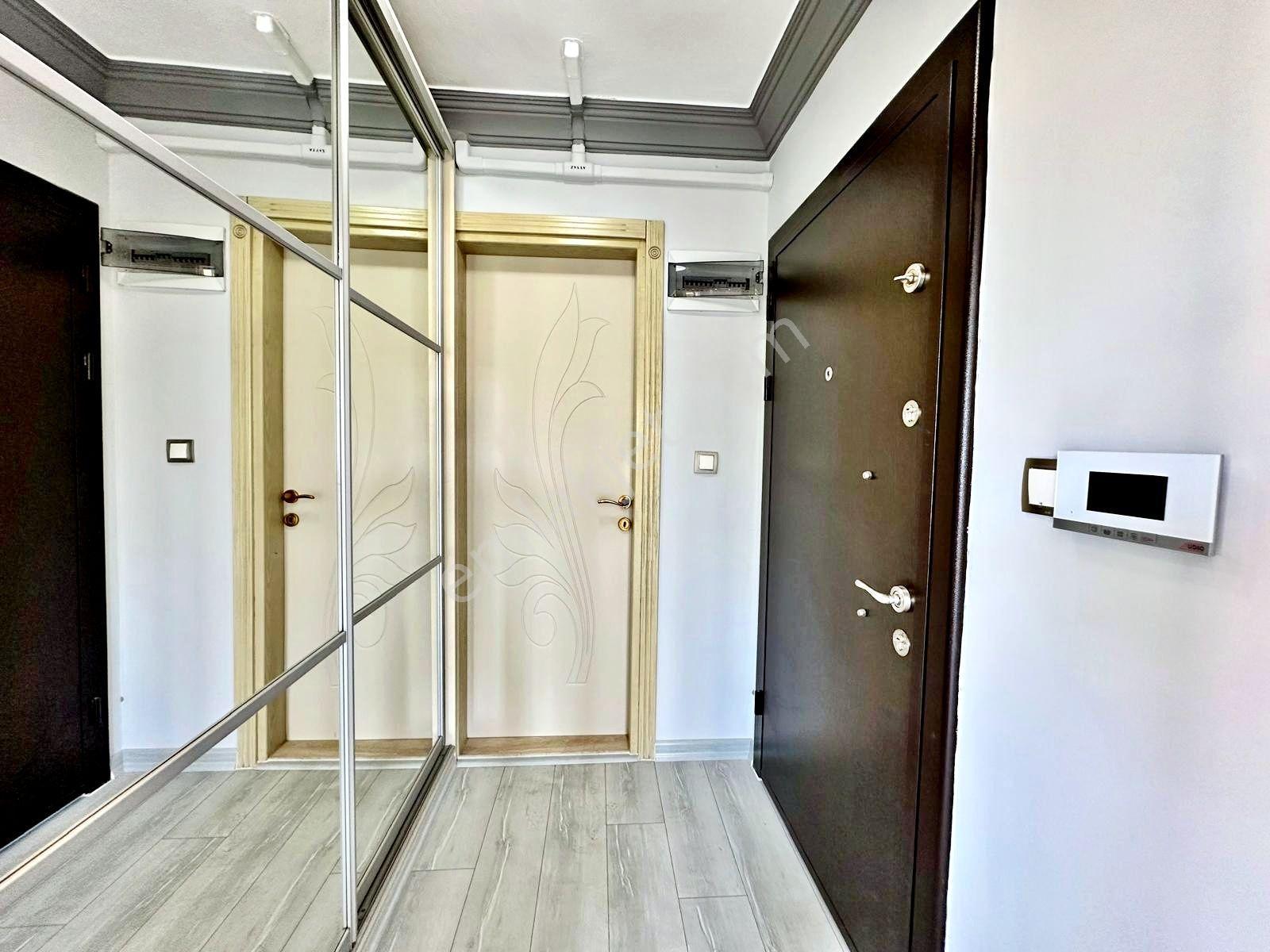 ⫸best Emlaktan⫷akçay'da Ön Cephe Manzaralı Ebeveynli Denize Yakın 3+1 Şık Tasarımlı Dubleks — fotoğraf 23
