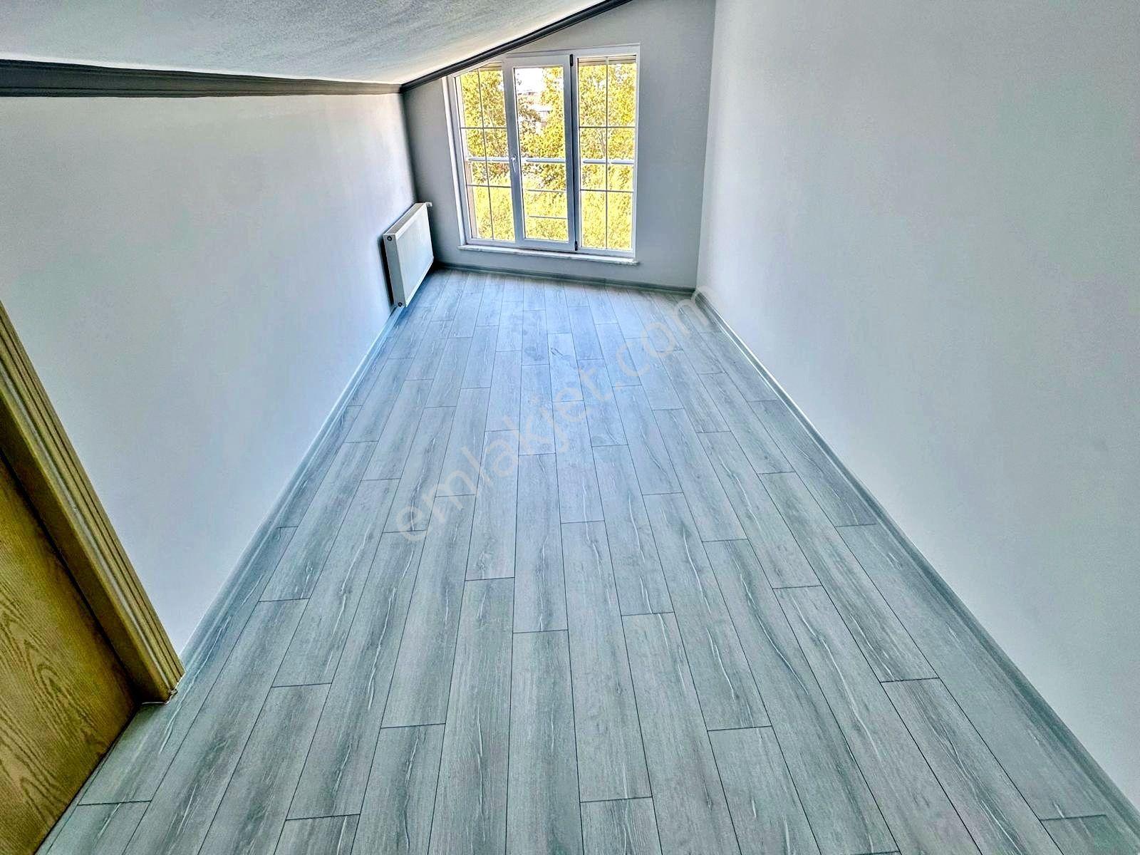 ⫸best Emlaktan⫷akçay'da Ön Cephe Manzaralı Ebeveynli Denize Yakın 3+1 Şık Tasarımlı Dubleks — fotoğraf 30