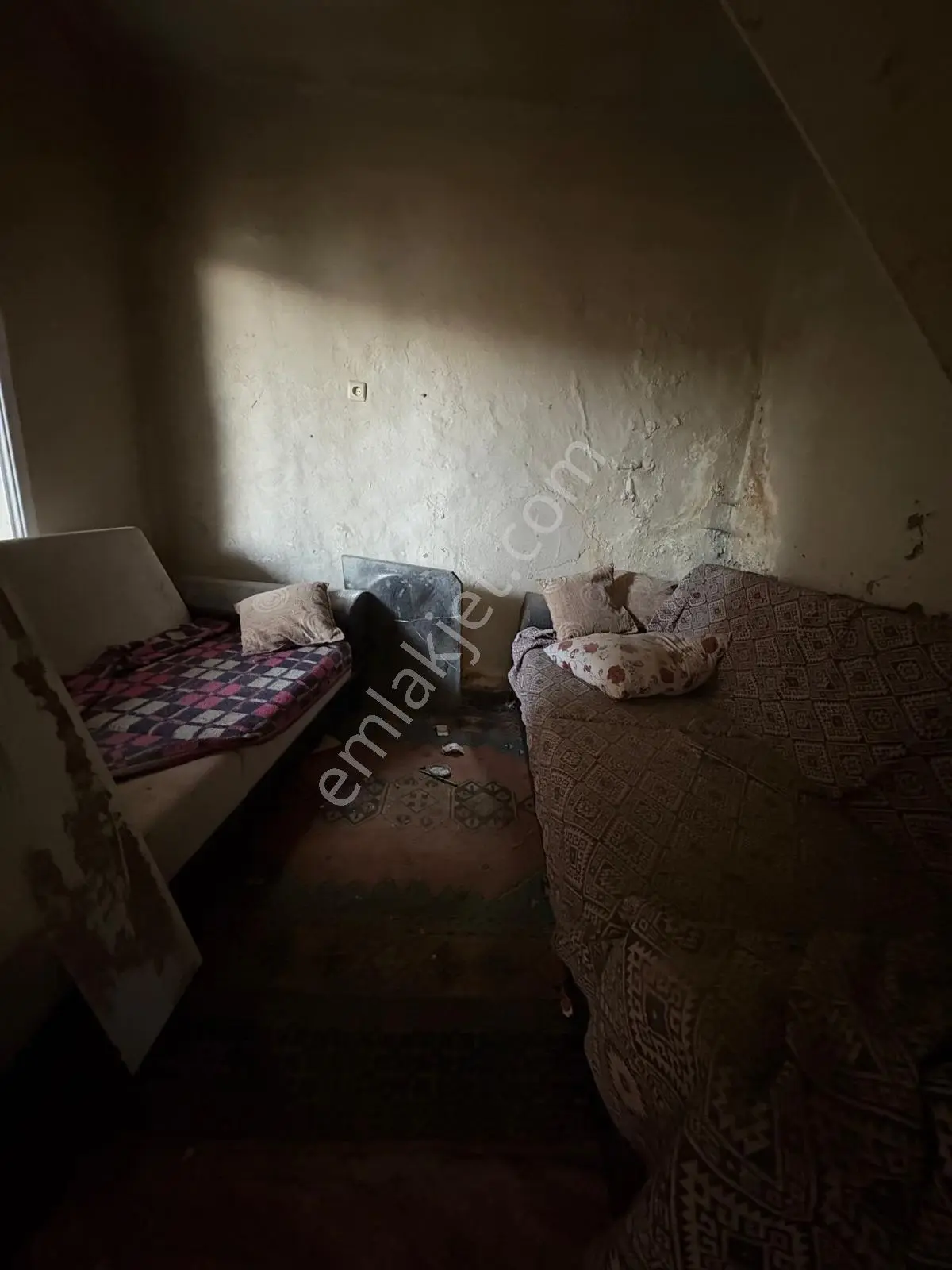 Acil! Kırkağaç Cinosman’da 129 M² Bahçeli Müstakil Ev 560.000 Tl — fotoğraf 4