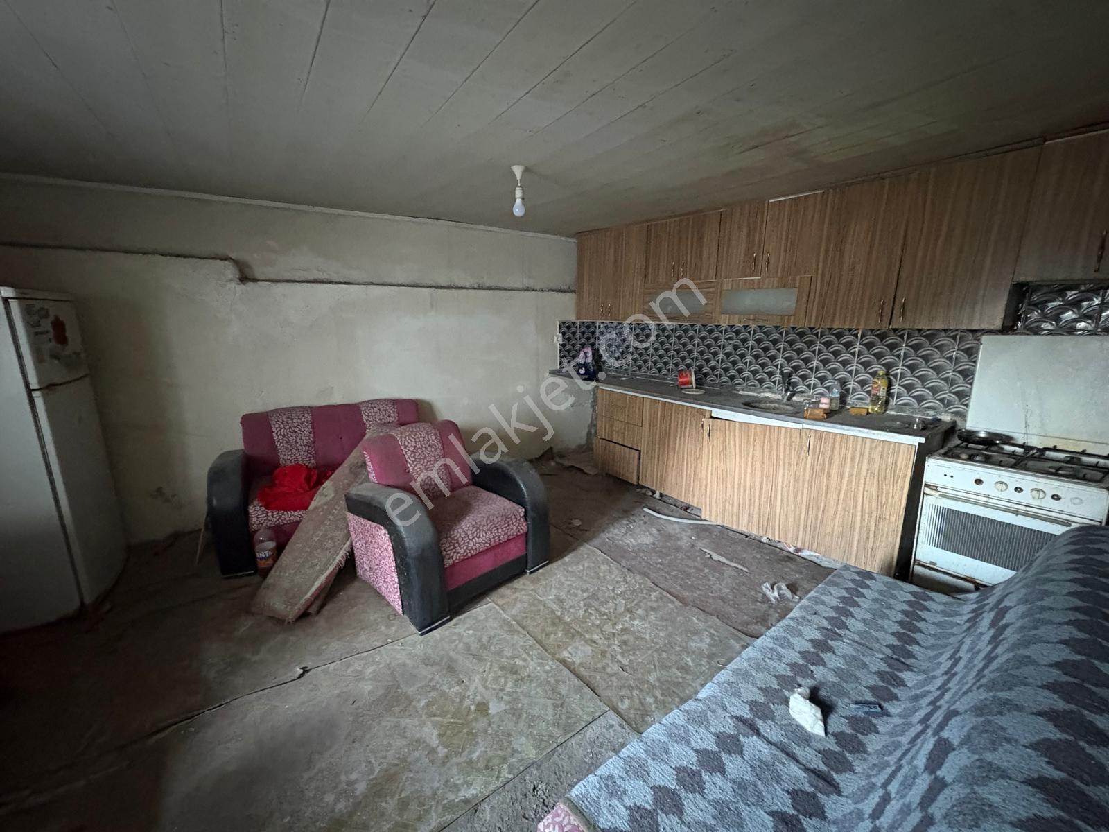 Acil! Kırkağaç Cinosman’da 129 M² Bahçeli Müstakil Ev 560.000 Tl — fotoğraf 8
