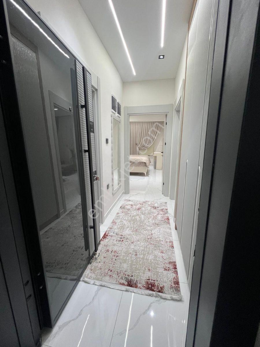 Satılık, Hazır Kiracılı Lüx Eşyalı 1+1 — fotoğraf 2