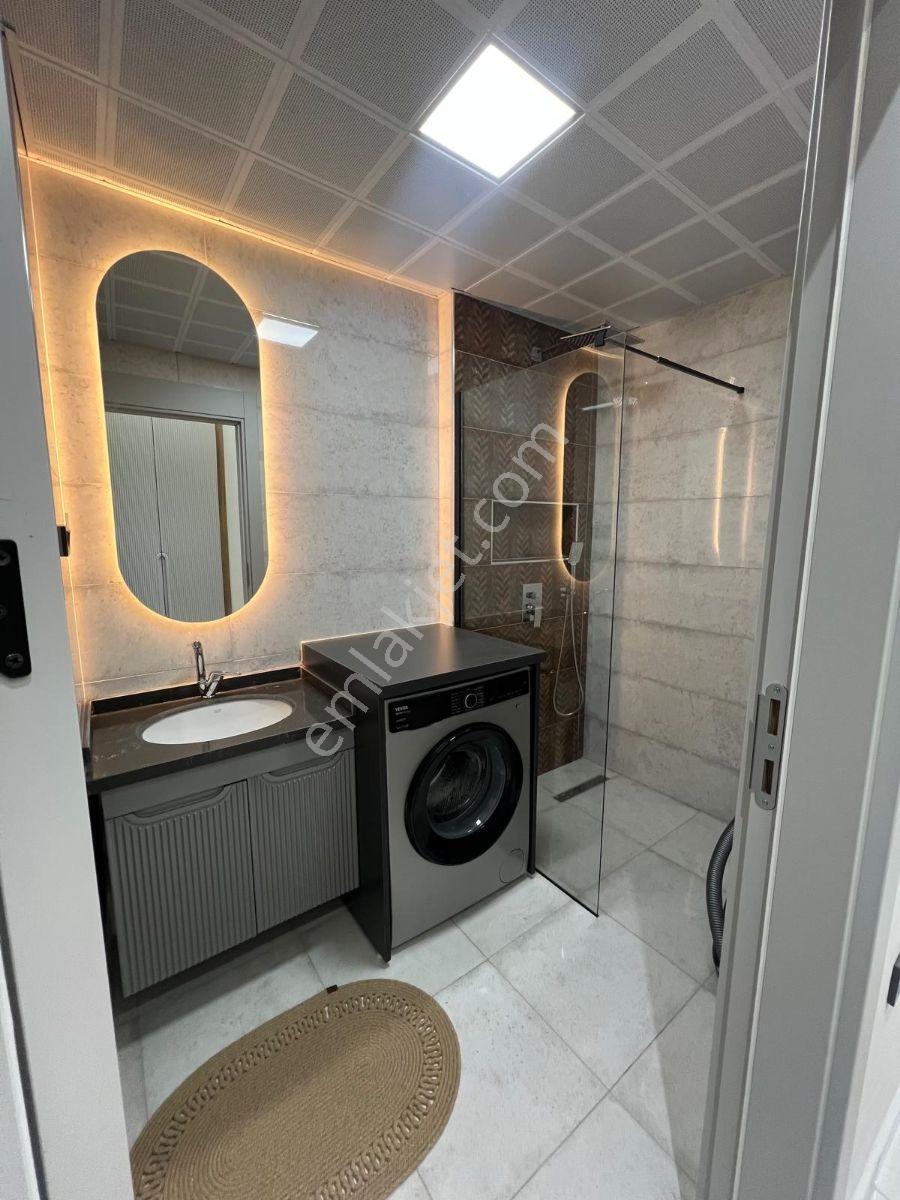 Satılık, Hazır Kiracılı Lüx Eşyalı 1+1 — fotoğraf 13