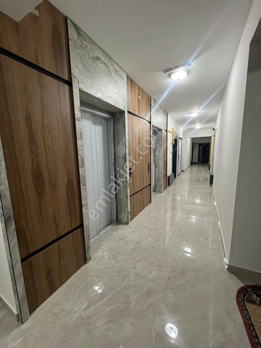 Satılık, Hazır Kiracılı Lüx Eşyalı 1+1 — fotoğraf 19
