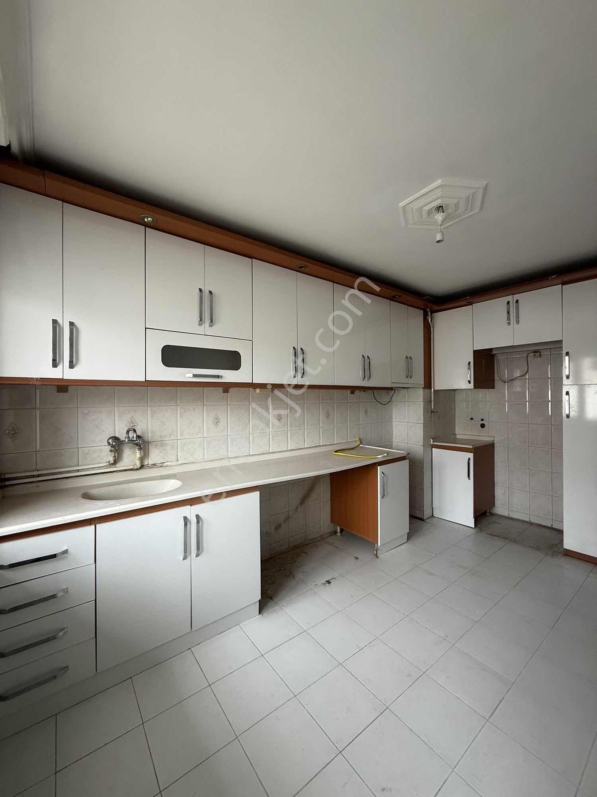 Yörükoğlu Gayrimenkulden Örtülüpınar Mah.satılık 3+1 Daire — fotoğraf 11