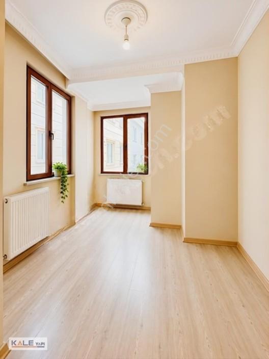 Merkezi Konum Otoban Cephe Geniş M2 Satılık 2+1 Ara Kat Daire — fotoğraf 4