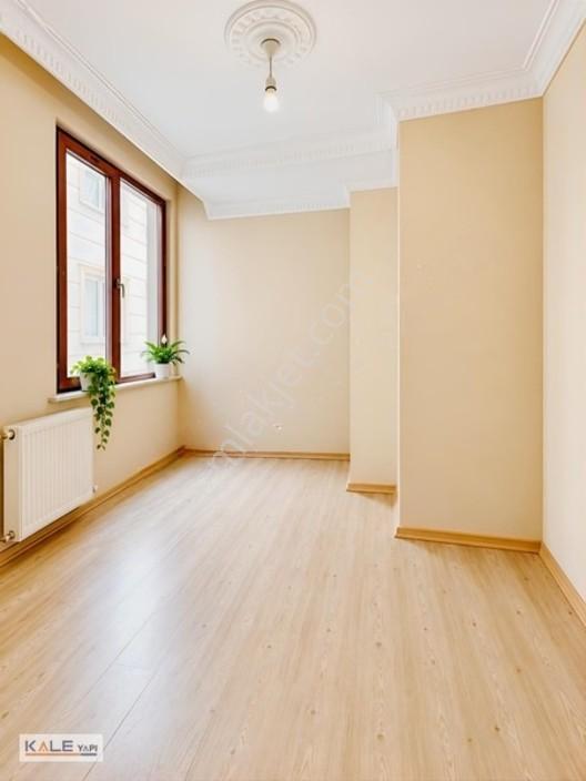 Merkezi Konum Otoban Cephe Geniş M2 Satılık 2+1 Ara Kat Daire — fotoğraf 14