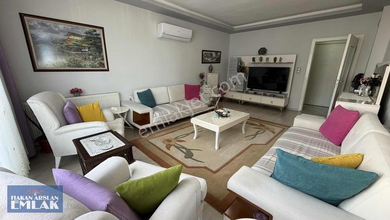 Şafak Mah En Güzel Sitesinde Satılık 2+1 Daire — fotoğraf 9