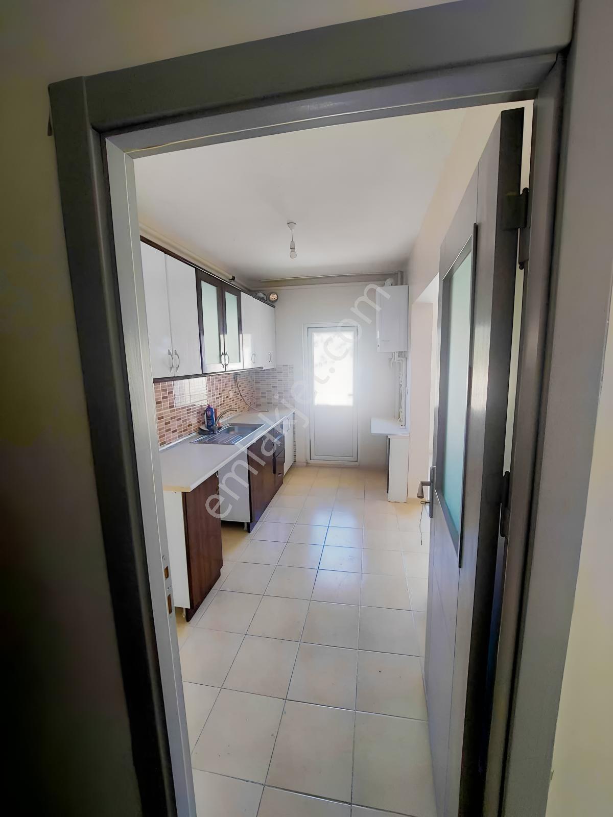 Manisa Gördes Toki 2+1 Full Tadilatlı Arakat Daire Fırsatı — fotoğraf 2