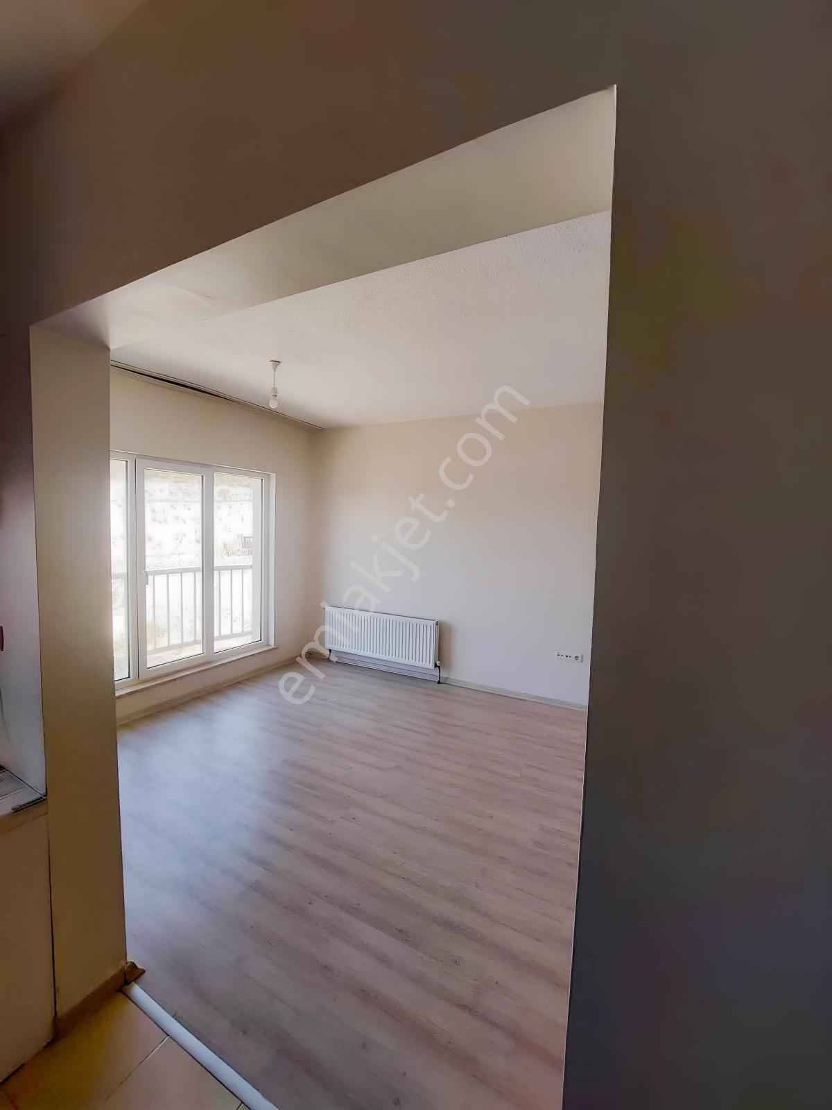 Manisa Gördes Toki 2+1 Full Tadilatlı Arakat Daire Fırsatı — fotoğraf 3