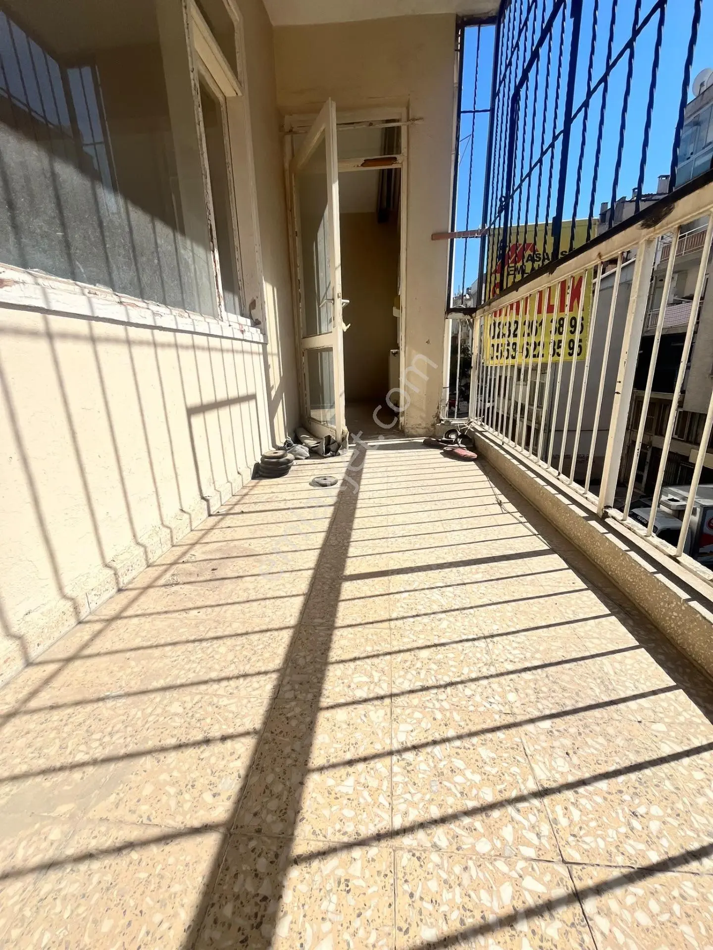 Cadde Üzerinde Satılık 3 + 1 Daire — fotoğraf 11