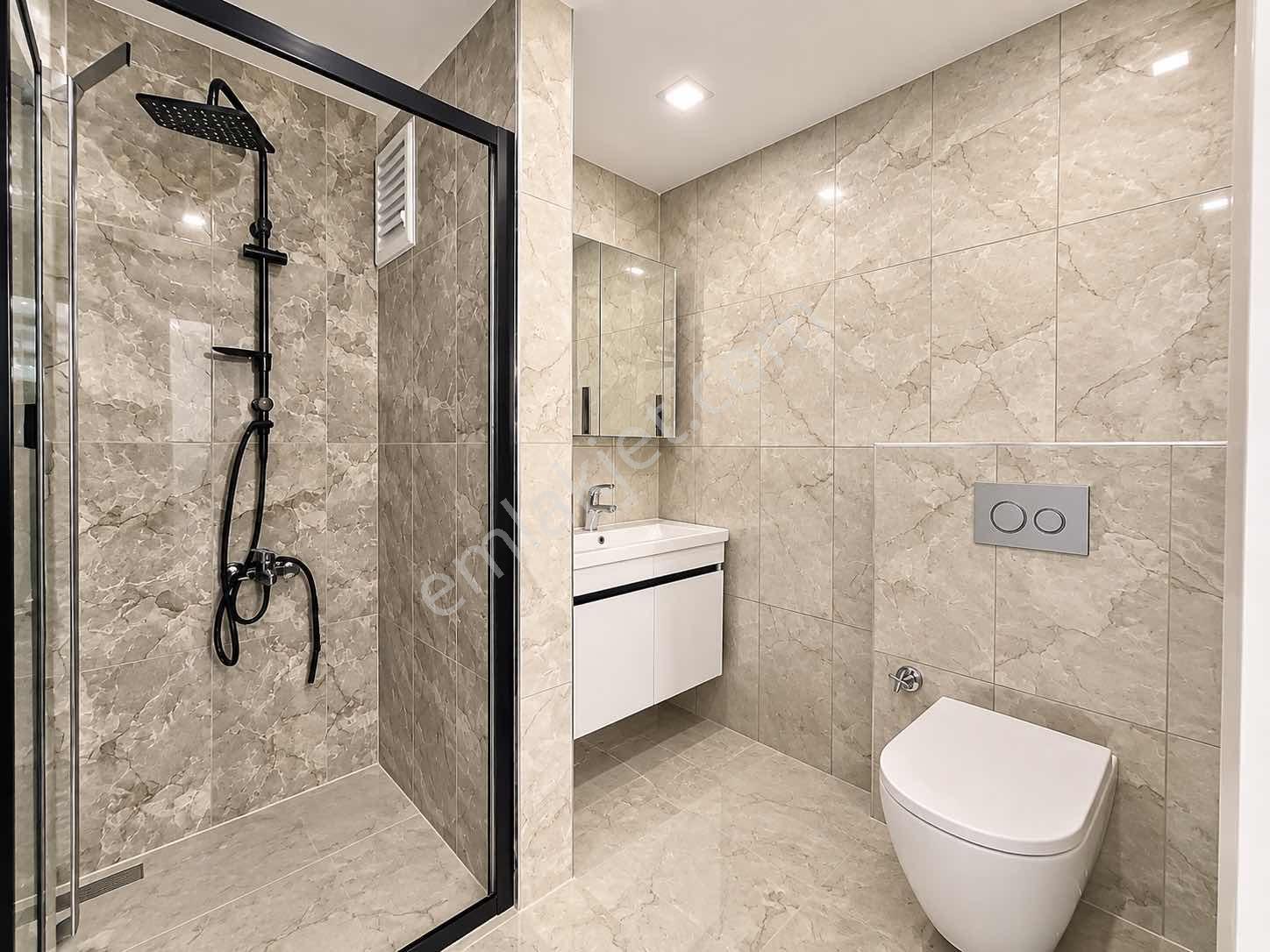 Remax Dem'den Başbağlar Mahallesin De Eşyalı Satılık 1+1 Daire — fotoğraf 5