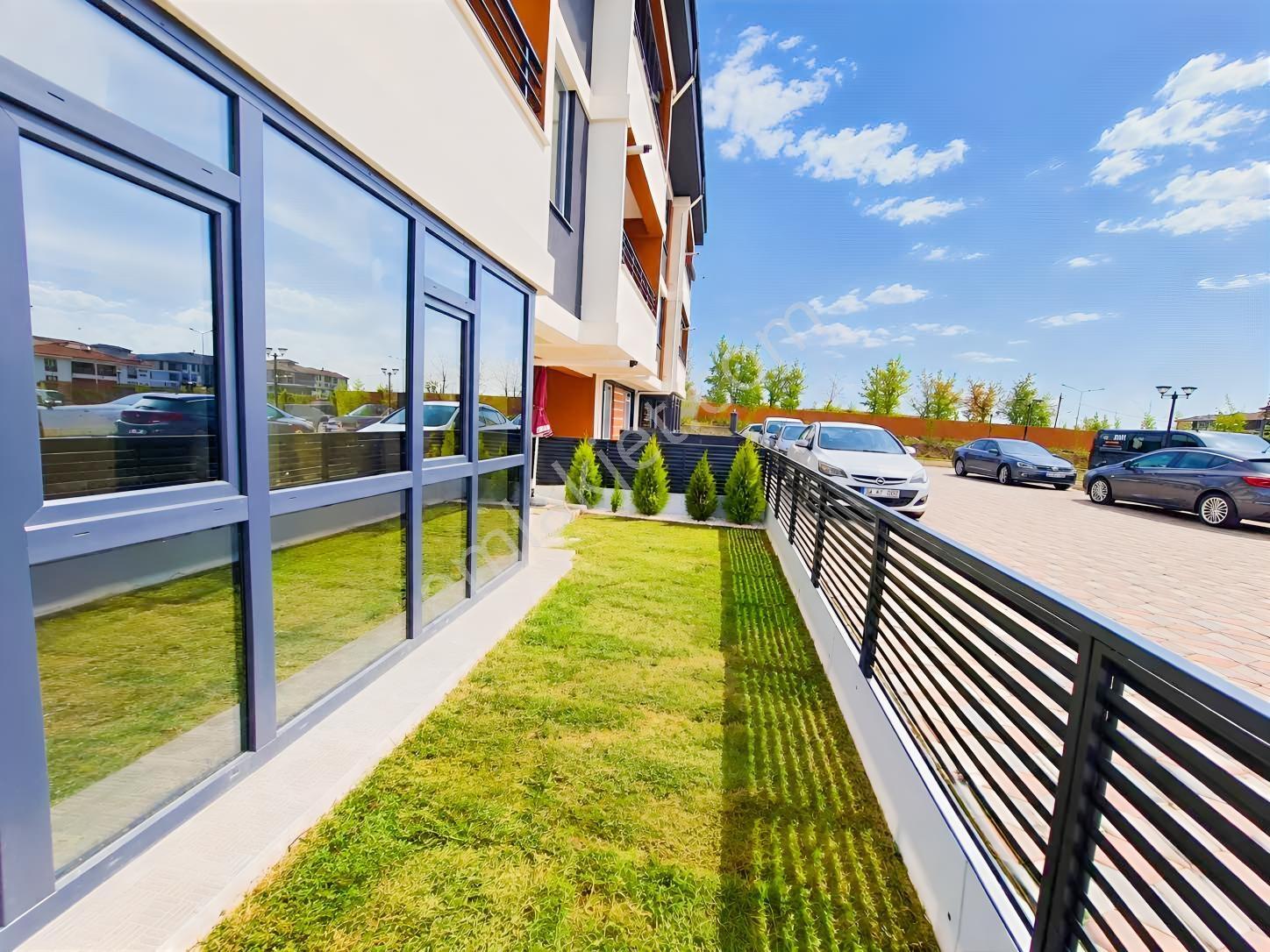 Remax Dem'den Başbağlar Mahallesin De Eşyalı Satılık 1+1 Daire — fotoğraf 17