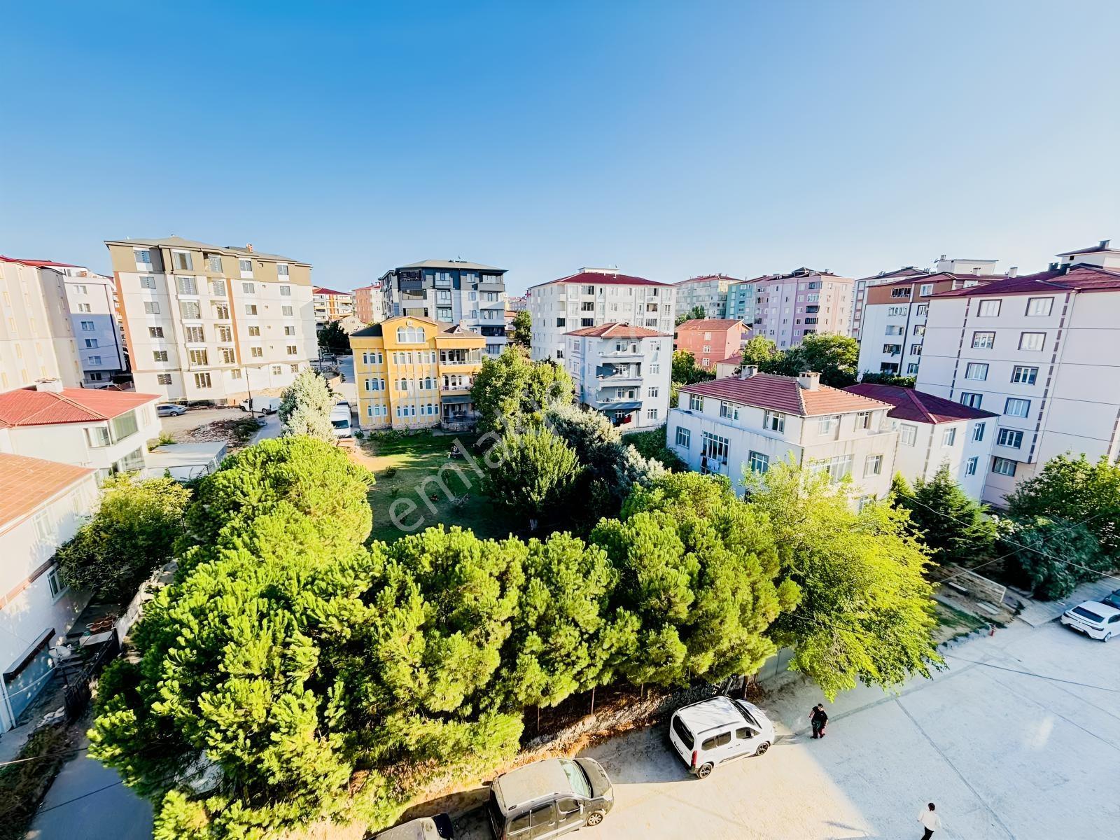 Güven'den Eminevime Uygun Ebv.banyolu Çift Balkonlu Ön Cephe 3+1 — fotoğraf 7