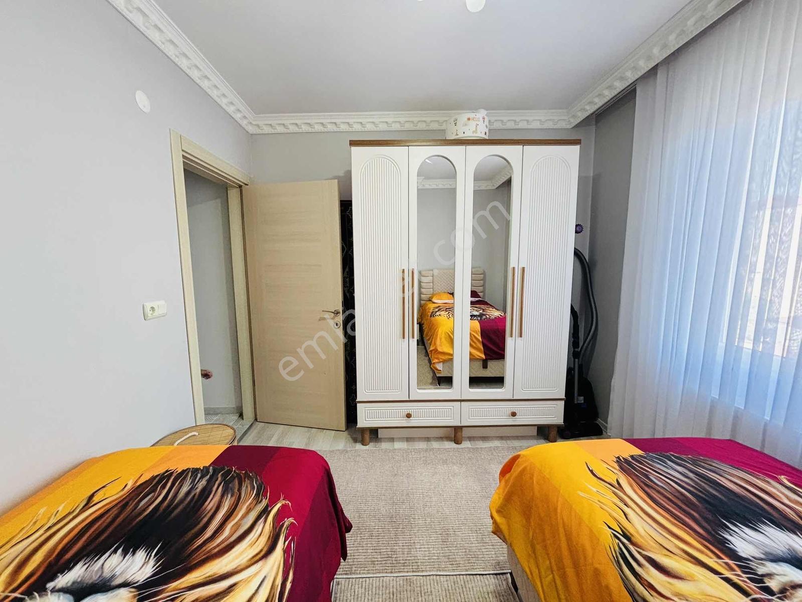 Güven'den Eminevime Uygun Ebv.banyolu Çift Balkonlu Ön Cephe 3+1 — fotoğraf 18