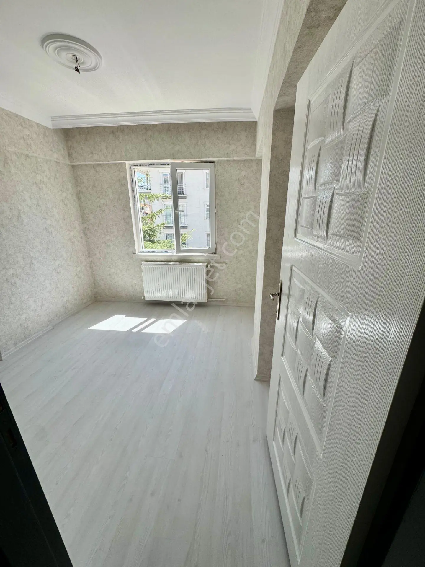 Yılmaz Gayrimenkul'den Malazgirt Mah. 3+1 Full Yapılı Kupon Daire — fotoğraf 4