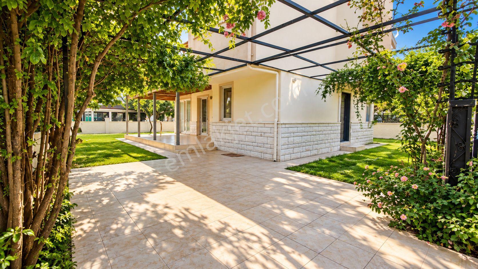 No:10 Gayrimenkul'den Yorgun 2’de Tam Müstakil, 546 M² Arsalı,ayrı Tapulu, Şömineli 5+1 Fırsat Villa — fotoğraf 11