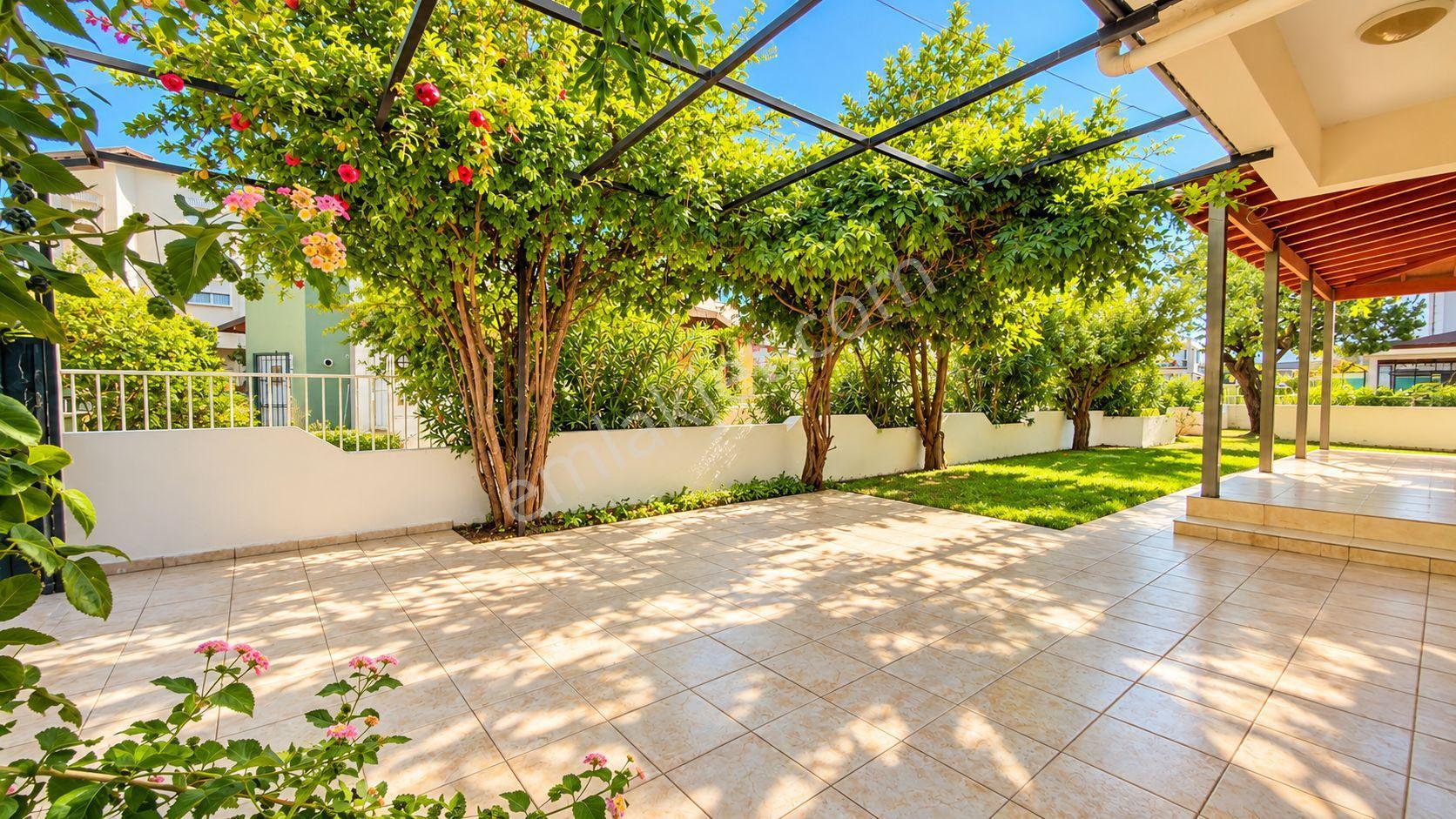 No:10 Gayrimenkul'den Yorgun 2’de Tam Müstakil, 546 M² Arsalı,ayrı Tapulu, Şömineli 5+1 Fırsat Villa — fotoğraf 13