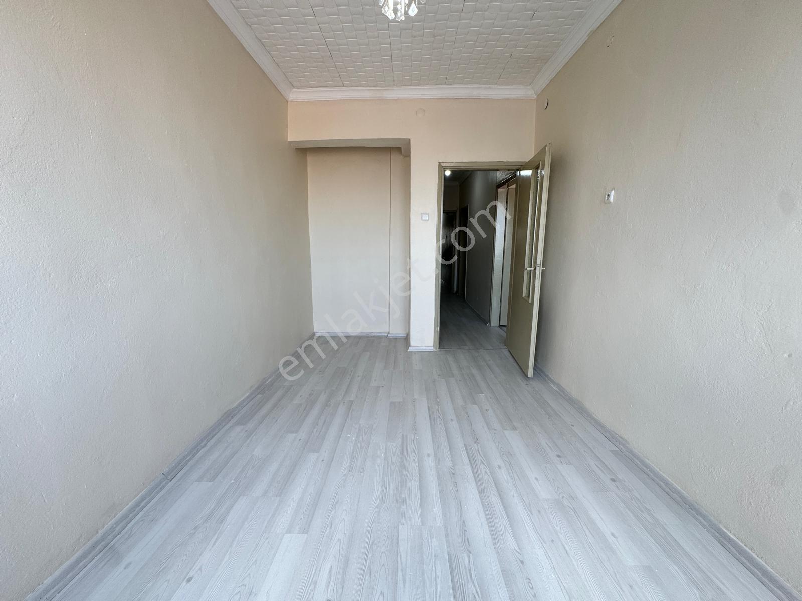 Rba'dan Cumhuriyet Bulvarında Cadde Üzeri Satılık 3+1 Daire — fotoğraf 7