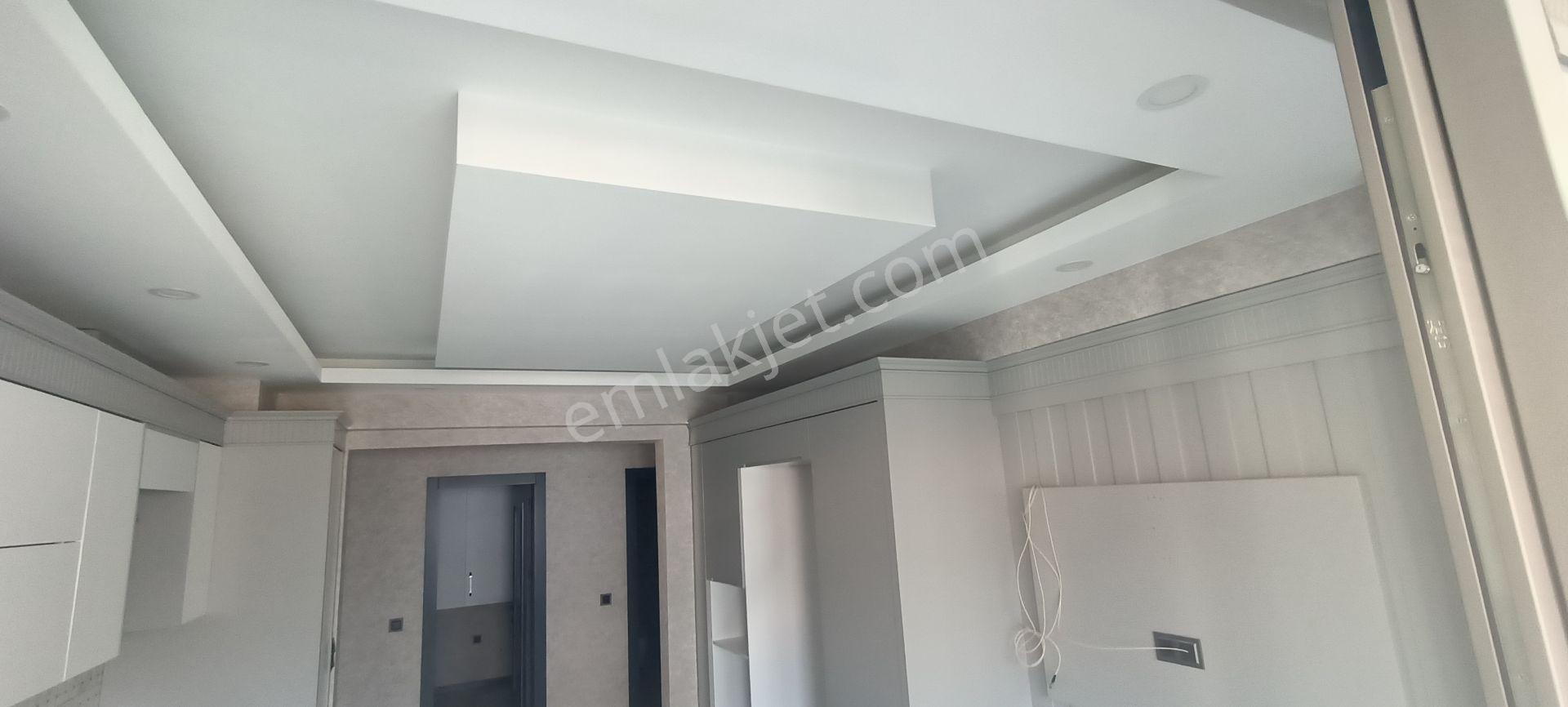 Tercih'ten Şemikler'de Panoramik Manzaralı 3,5+1 Arakat Lüks Satılık Geniş Daire — fotoğraf 3