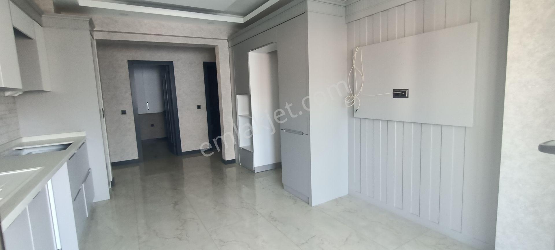 Tercih'ten Şemikler'de Panoramik Manzaralı 3,5+1 Arakat Lüks Satılık Geniş Daire — fotoğraf 4