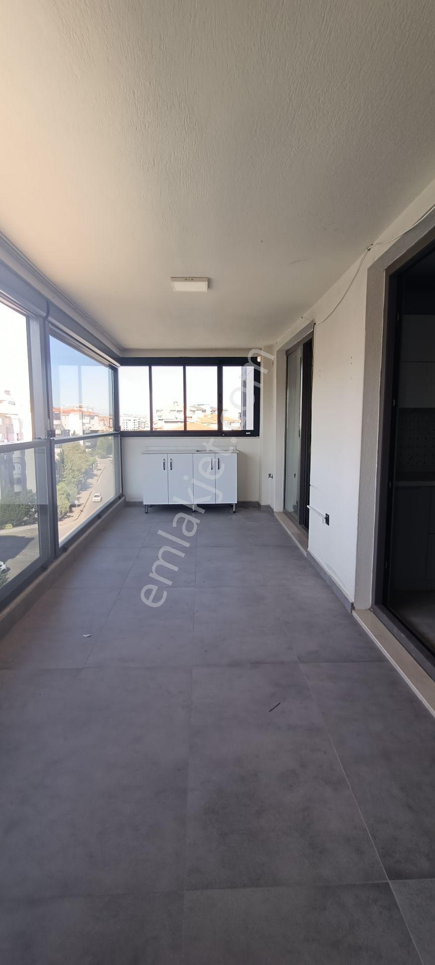 Tercih'ten Şemikler'de Panoramik Manzaralı 3,5+1 Arakat Lüks Satılık Geniş Daire — fotoğraf 5