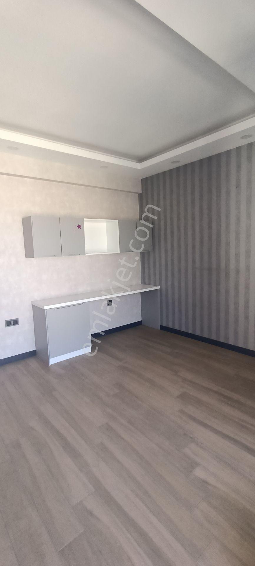 Tercih'ten Şemikler'de Panoramik Manzaralı 3,5+1 Arakat Lüks Satılık Geniş Daire — fotoğraf 24