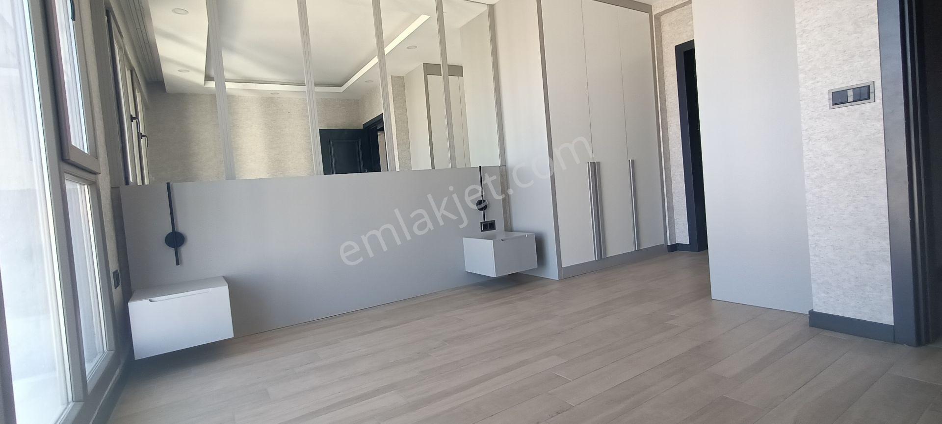 Tercih'ten Şemikler'de Panoramik Manzaralı 3,5+1 Arakat Lüks Satılık Geniş Daire — fotoğraf 28