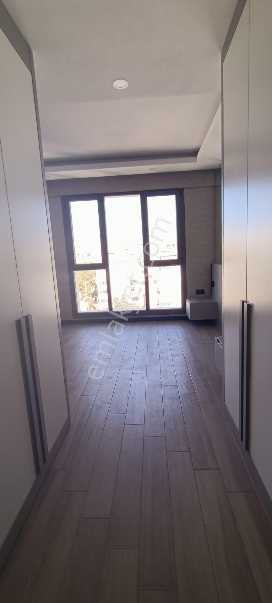 Tercih'ten Şemikler'de Panoramik Manzaralı 3,5+1 Arakat Lüks Satılık Geniş Daire — fotoğraf 32