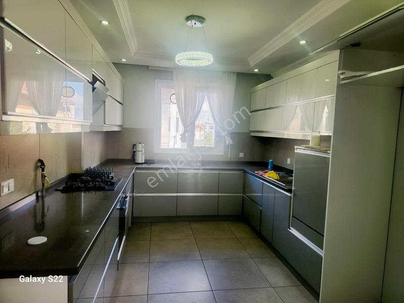 Denız Can Emlak Bayramoglu Denize Yakın Kelepir 4+1 Villa — fotoğraf 14