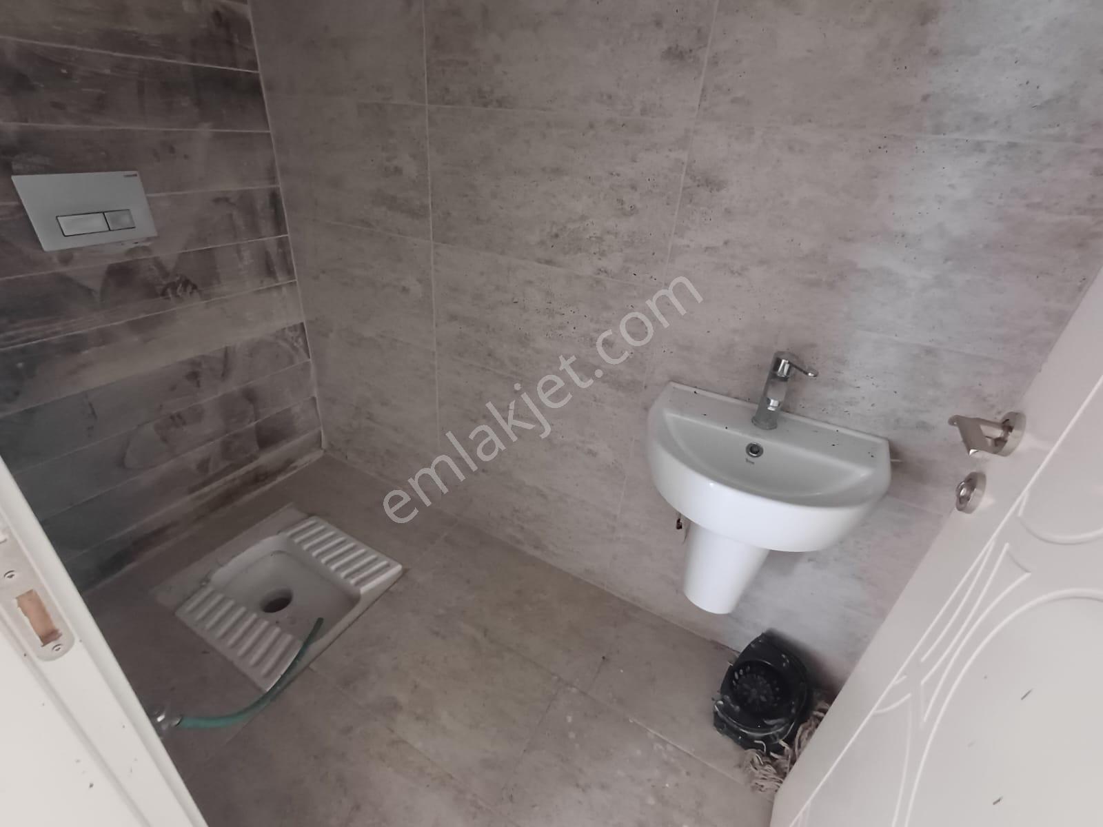 Serik Gedik Orta Mah. Satılık 3+1 Site İçi Daire — fotoğraf 13