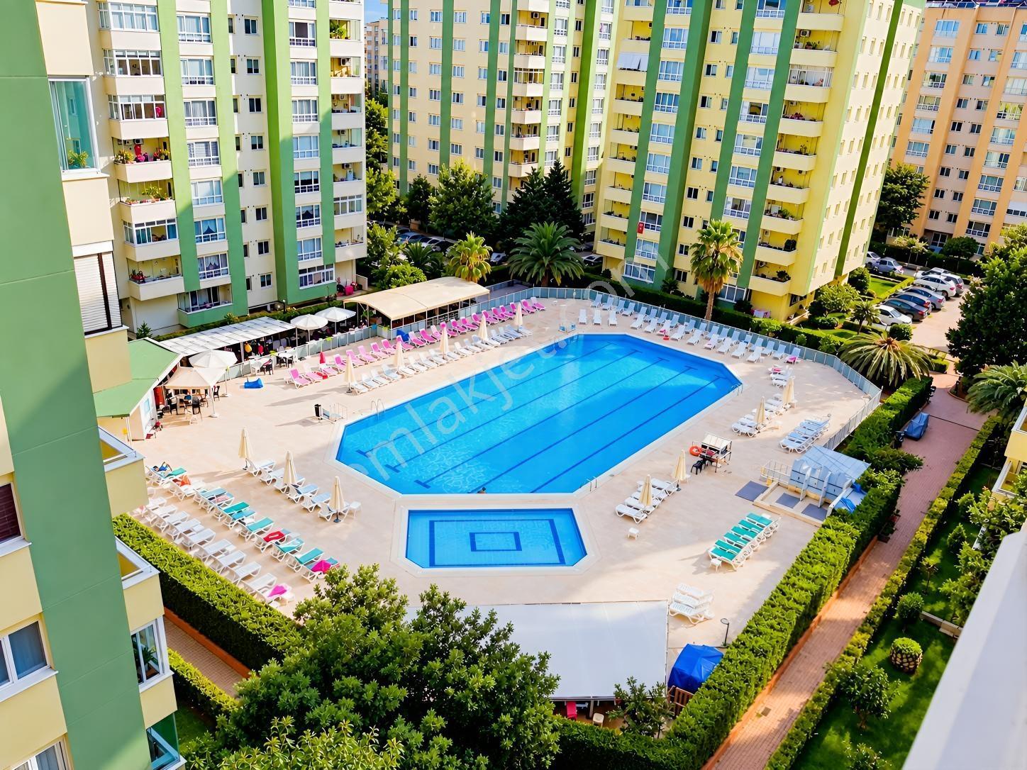 Altayçeşme Yaşamkent Sitesinde 7/24 Güvenlikli Otoparklı 2+1 Boş