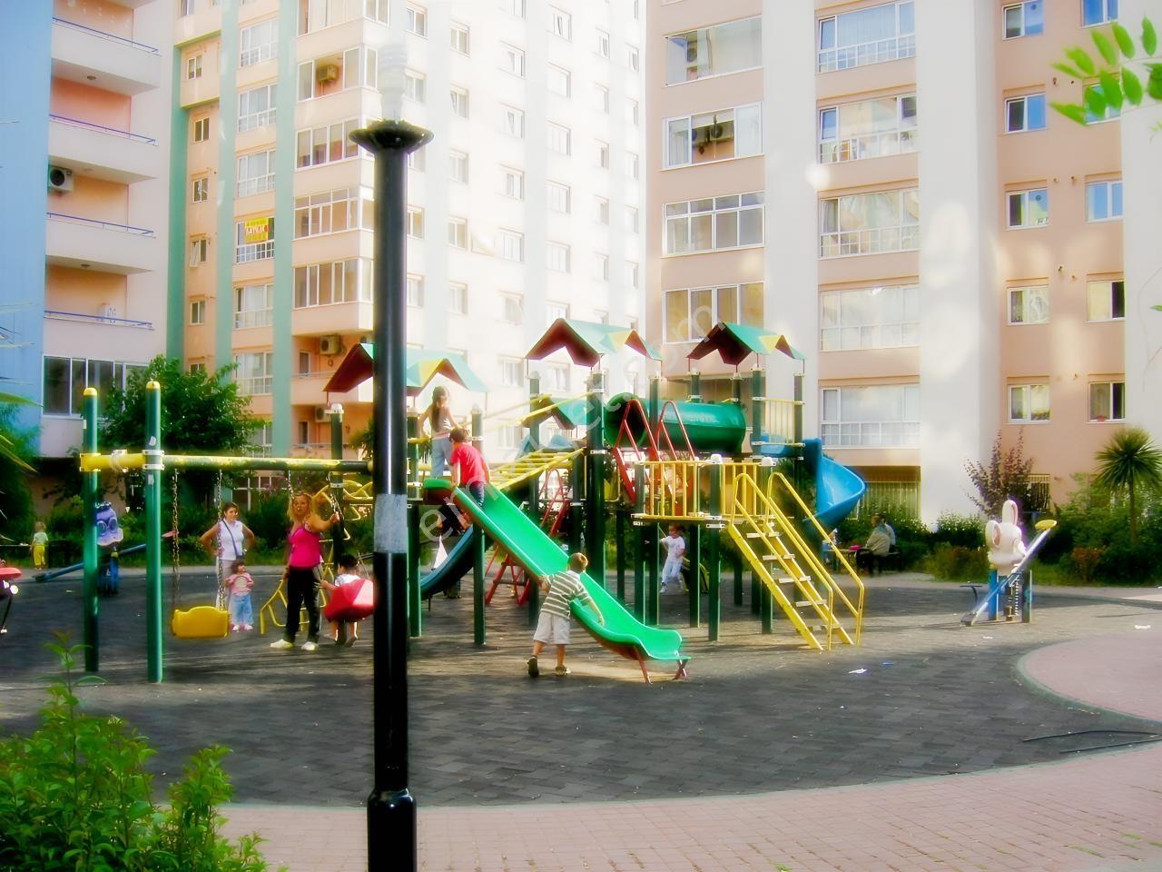 Altayçeşme Yaşamkent Sitesinde 7/24 Güvenlikli Otoparklı 2+1 Boş — fotoğraf 3