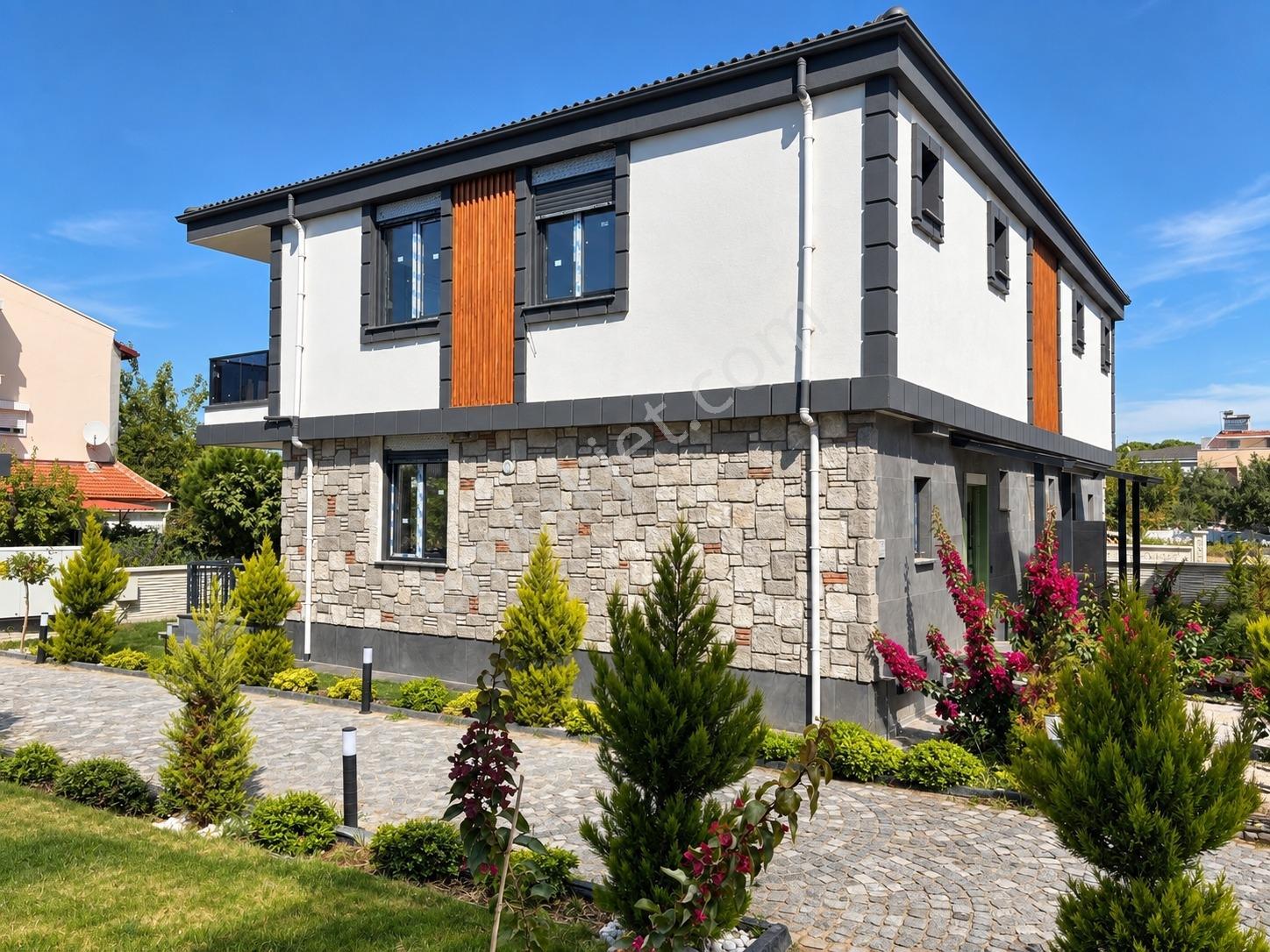 Umas Solutıon'Dan Denize Yakın - Modern Ferah 3+1 Sıfır Villa