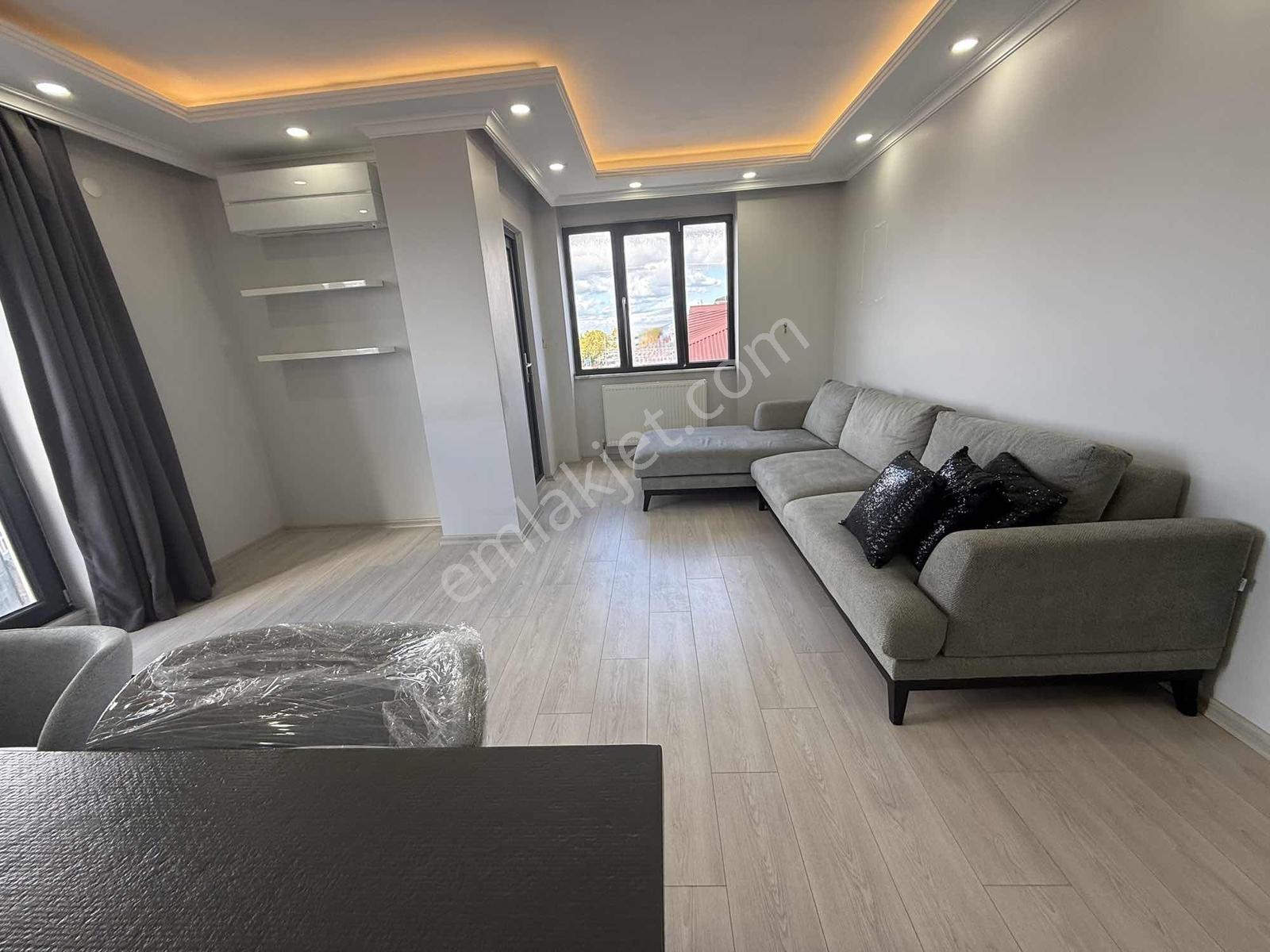 Arzu Emlak'tan Yunusemre Mah Kapalı Otoparklı Satılık 2+1 Daire — fotoğraf 5