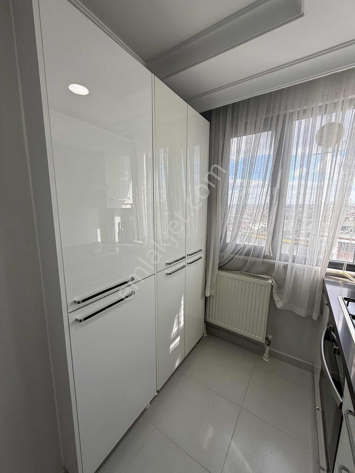 Arzu Emlak'tan Yunusemre Mah Kapalı Otoparklı Satılık 2+1 Daire — fotoğraf 15