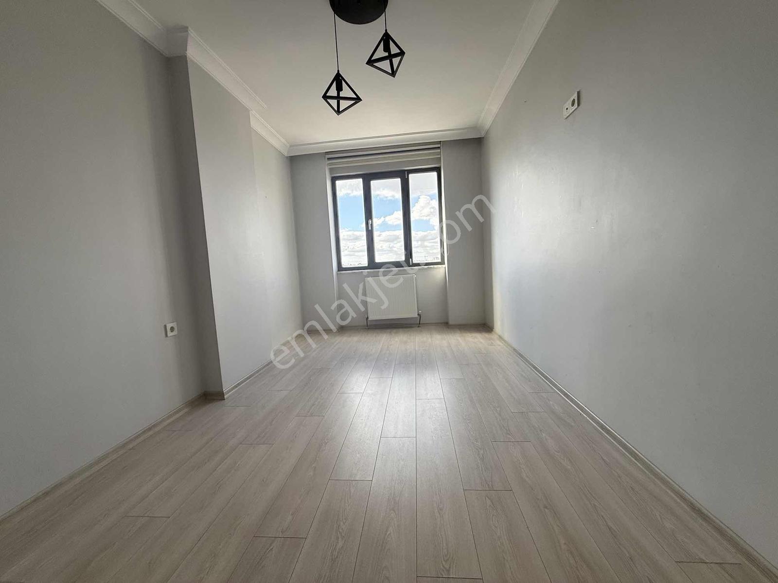 Arzu Emlak'tan Yunusemre Mah Kapalı Otoparklı Satılık 2+1 Daire — fotoğraf 21