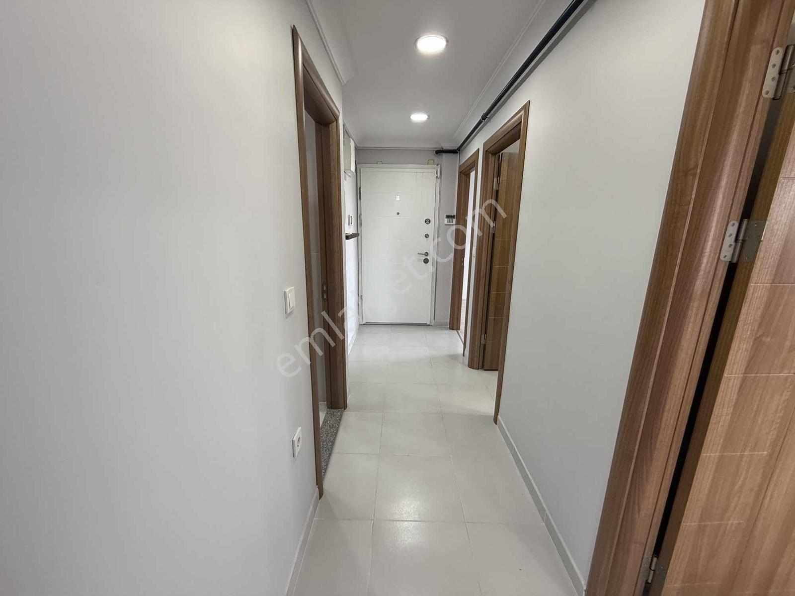 Arzu Emlak'tan Yunusemre Mah Kapalı Otoparklı Satılık 2+1 Daire — fotoğraf 23
