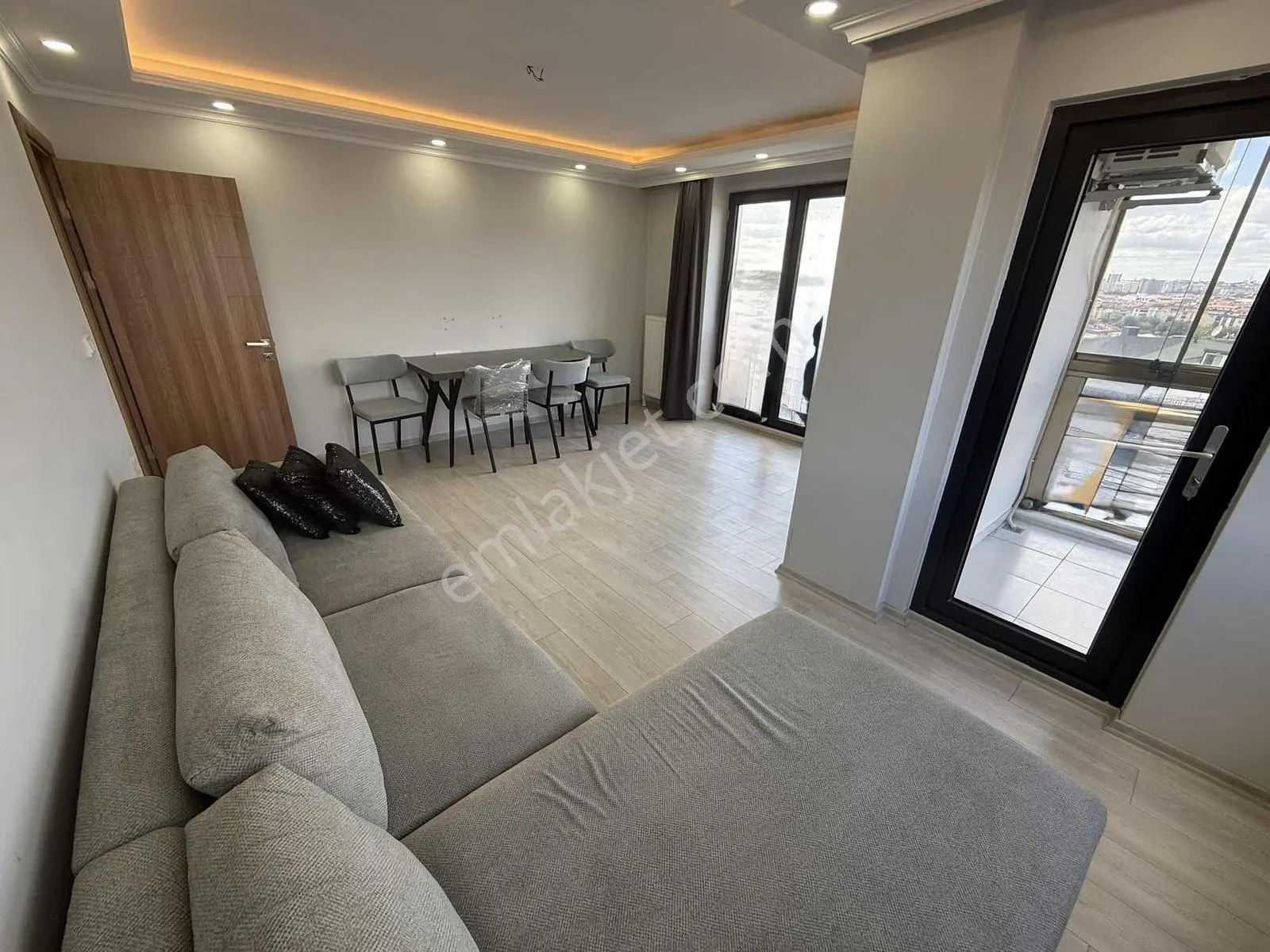 Arzu Emlak'tan Yunusemre Mah Kapalı Otoparklı Satılık 2+1 Daire — fotoğraf 38