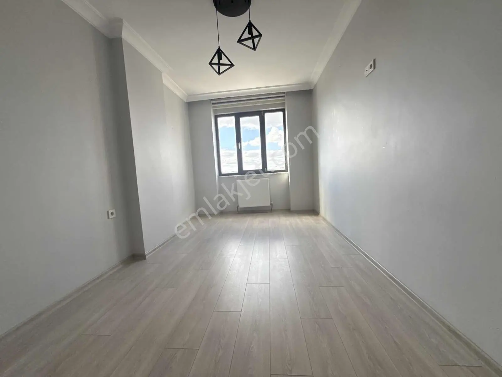 Arzu Emlak'tan Yunusemre Mah Kapalı Otoparklı Satılık 2+1 Daire — fotoğraf 48