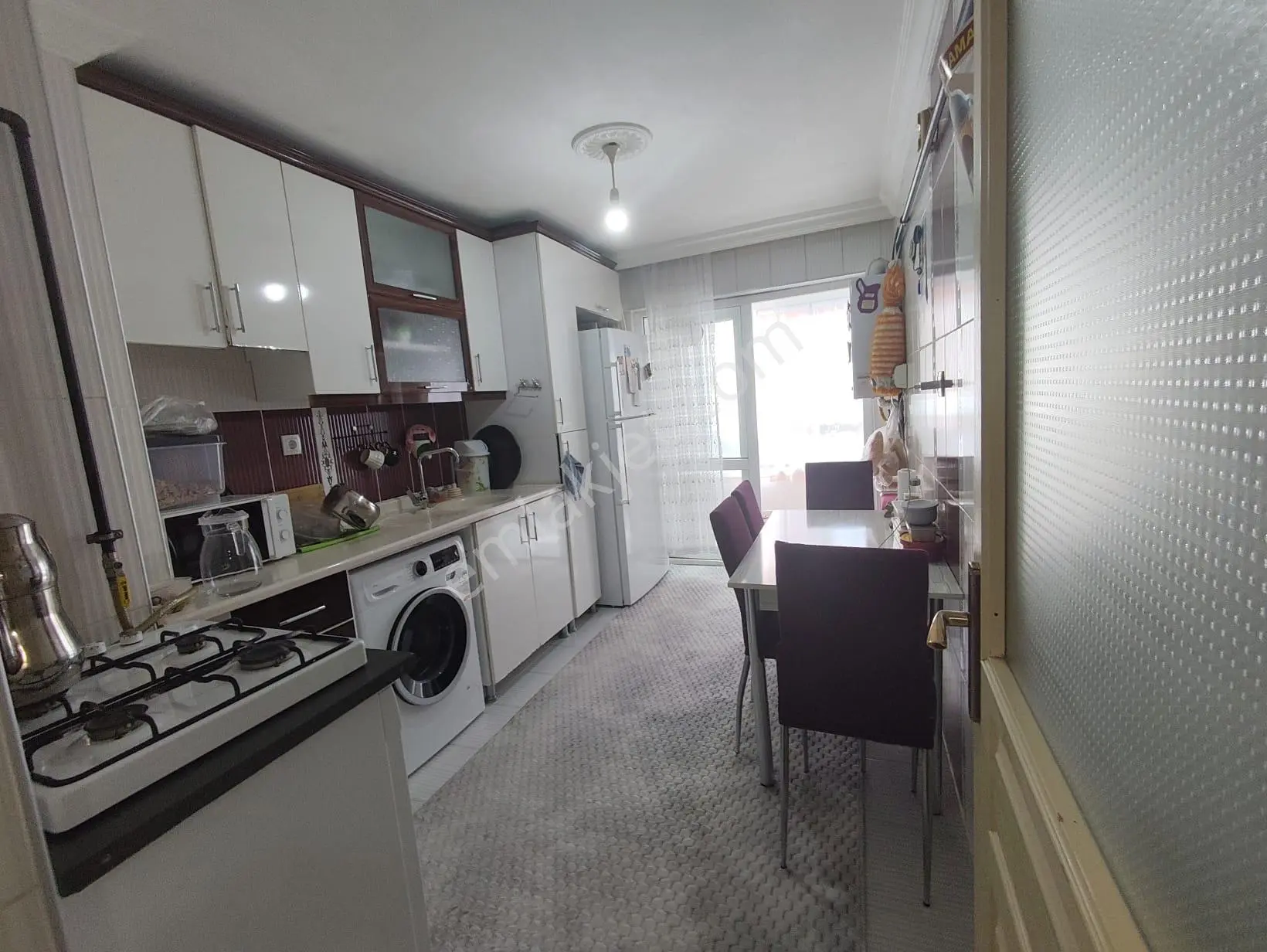 Yılmaz Gayrımenkulden Ebeveyn Banyolu Geniş M2 3+1 Satılık Daire