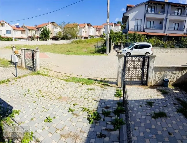 Cebeci Emlak Tan 2+1 90 M2 Özel Yapım Bahçe Katı — fotoğraf 9